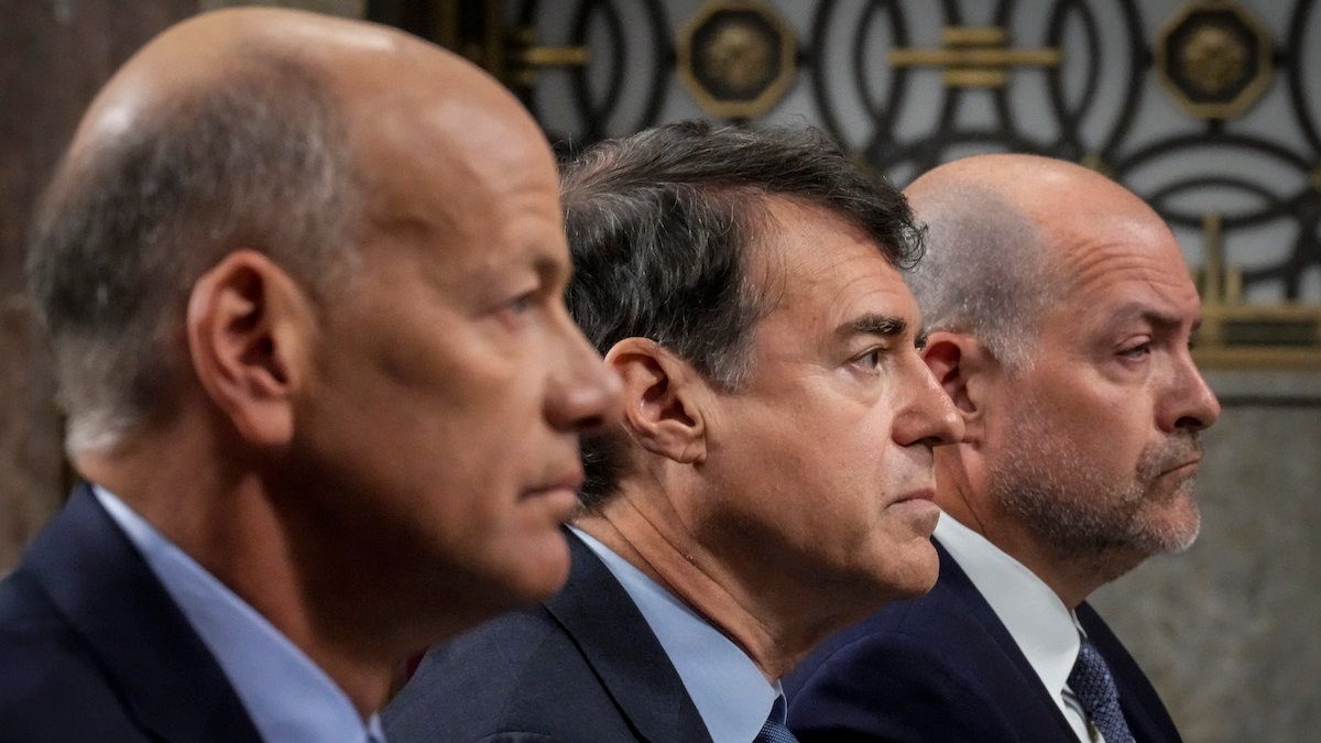Executives From Failed Banks Face Senate Grilling Over CEO Pay and Bonuses – NBC Bay Area - Vimarsana News