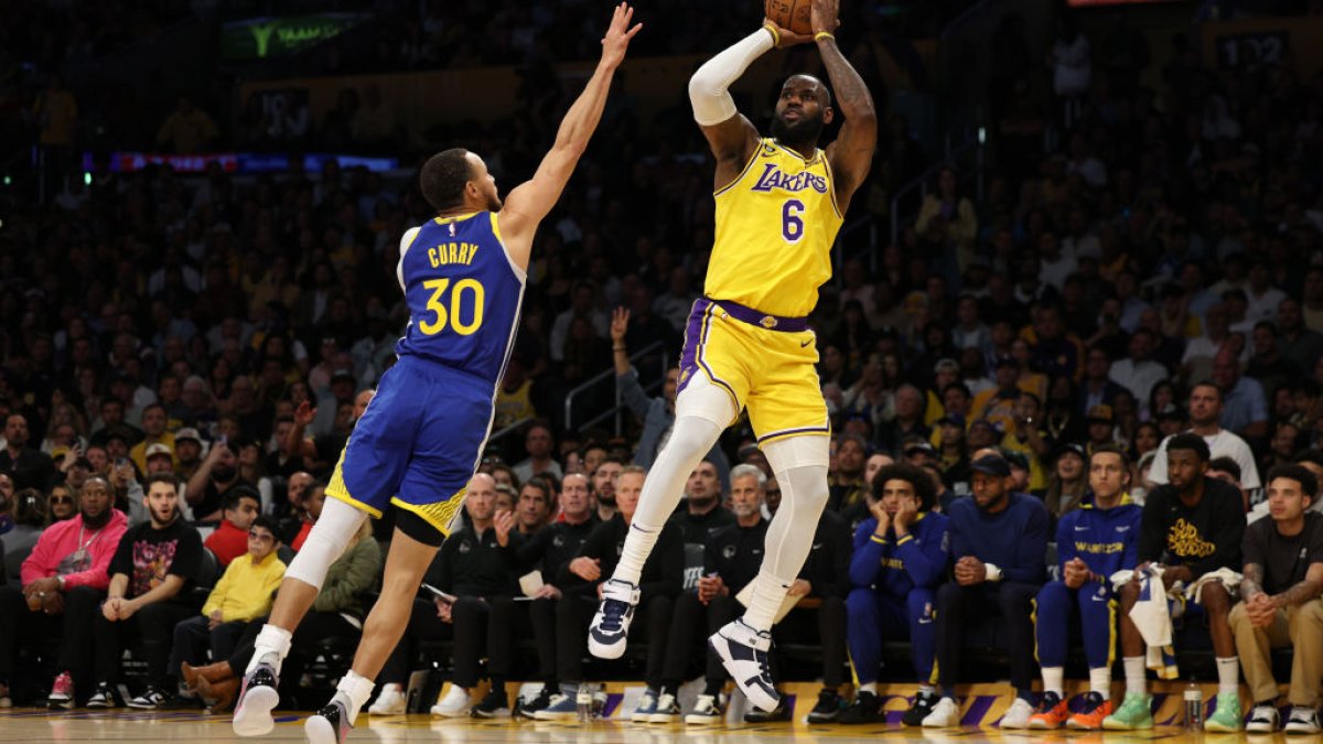 LeBron James, Lakers eliminate champion Warriors with 122-101 victory in  Game 6 - The San Diego Union-Tribune