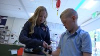 South Bay Eighth Graders 3D Print Prosthetic Hand For Schoolmate