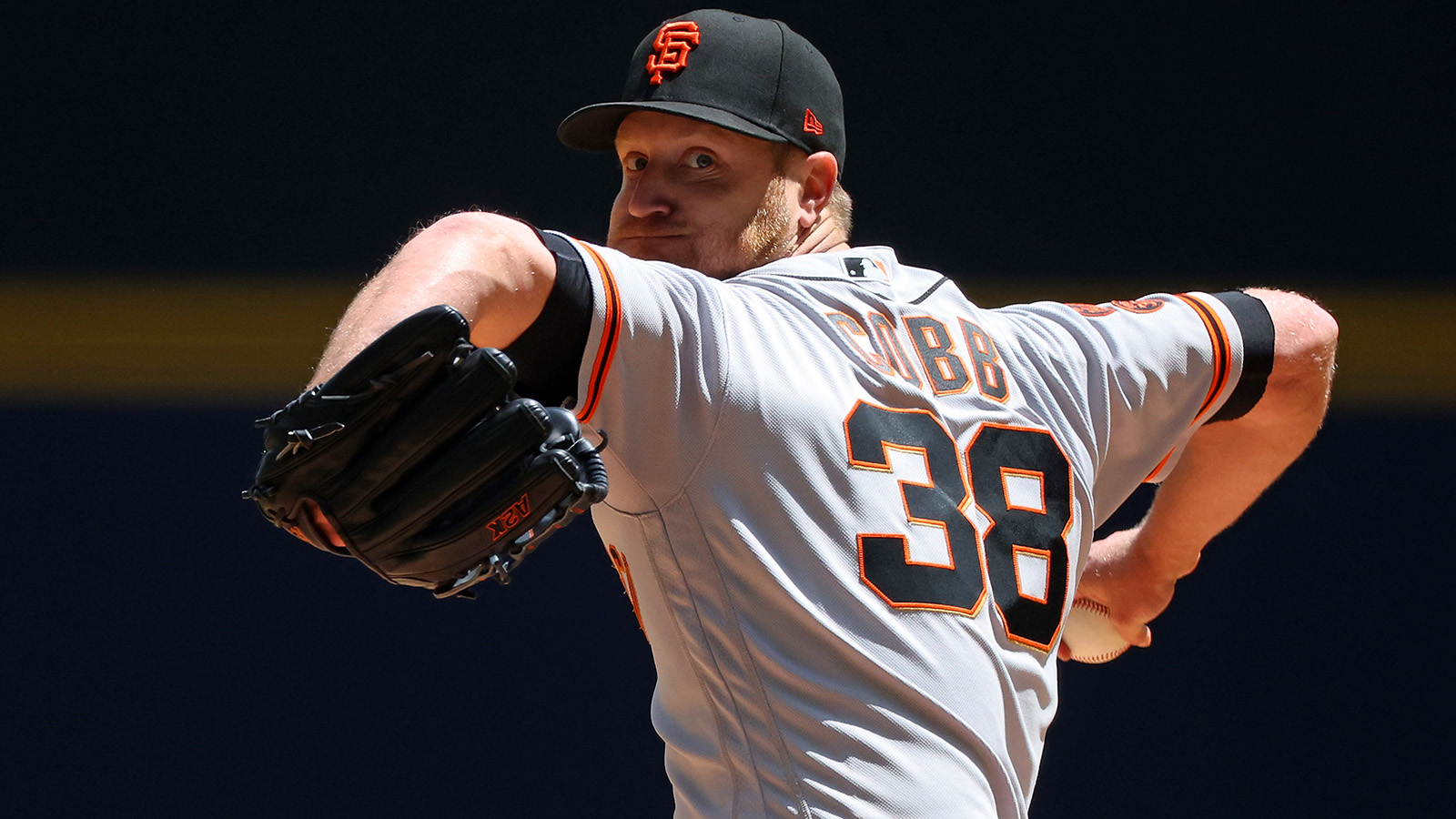 Giants' Alex Cobb shuts down struggling Brewers