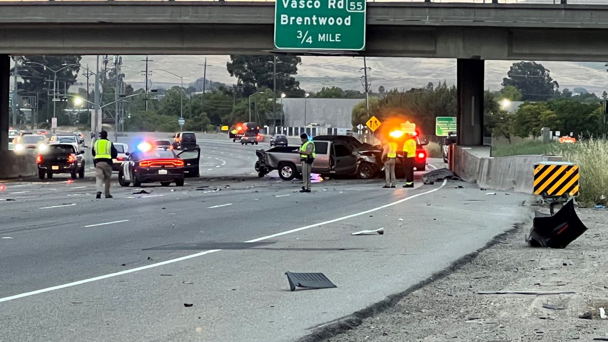 Fatal Crash on Eastbound I580 in Livermore Snarls Traffic in Both