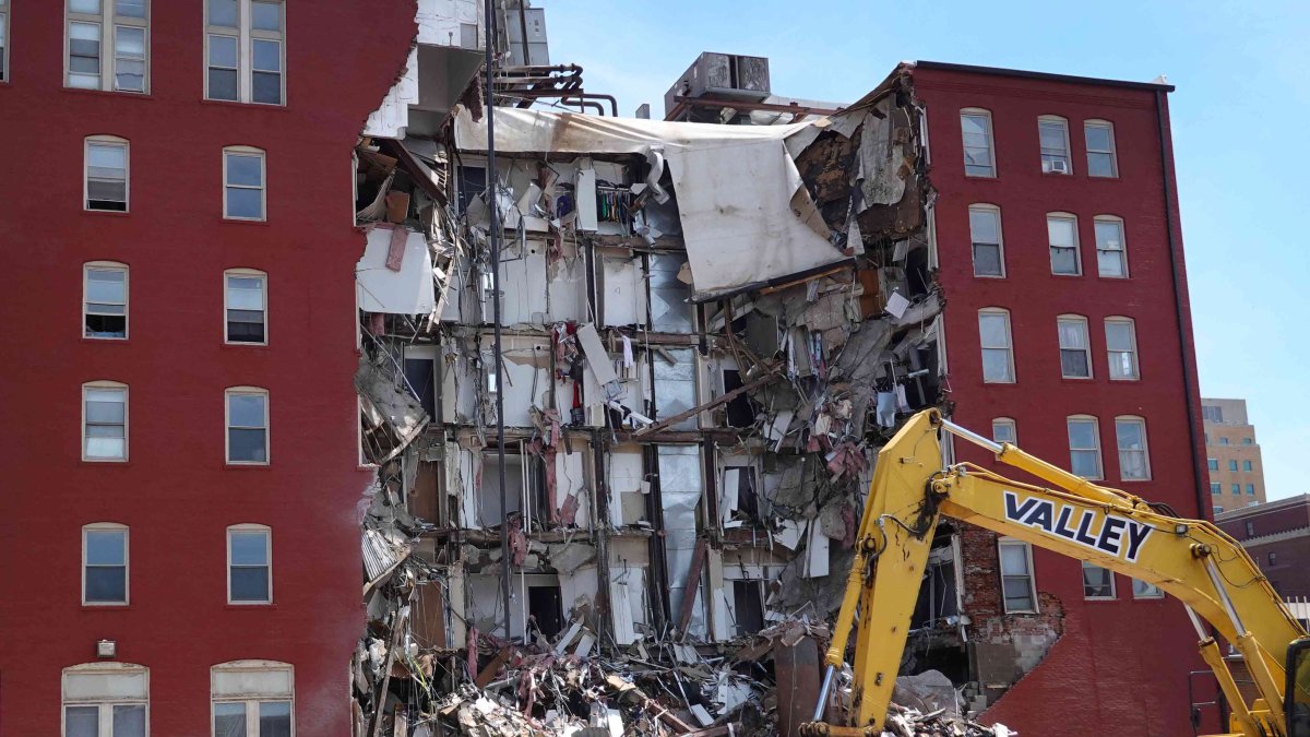 5 People Unaccounted for After Iowa Building Collapse, Mayor Says – NBC Bay Area - Vimarsana News