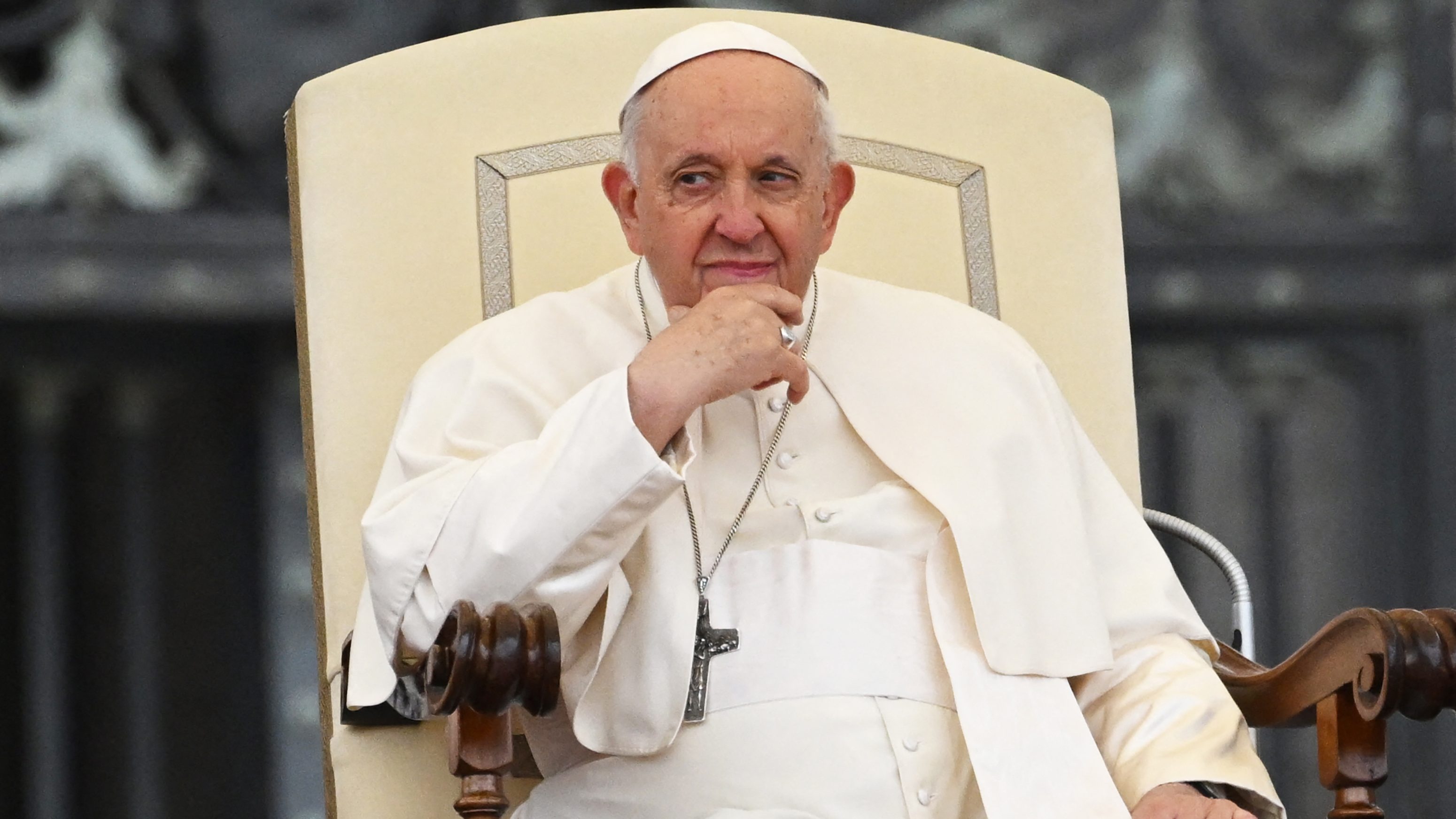 Pope Francis Resting After Abdominal Surgery With No Complications ...