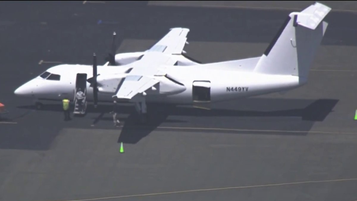 Another Flight Carrying Migrants Lands in California – NBC Bay Area - Vimarsana News