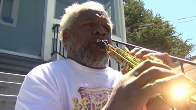 Musician's saxophone stolen after Oakland performance