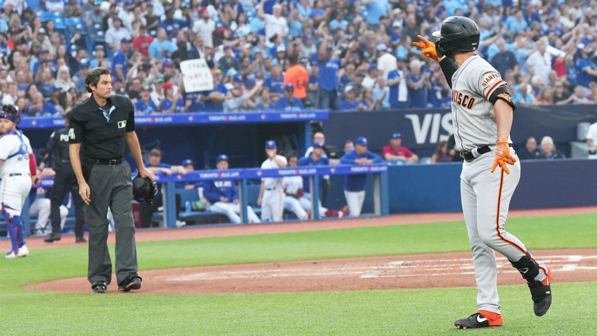 Giants' righty-heavy lineup means Estrada is in left, J.D. Davis at first