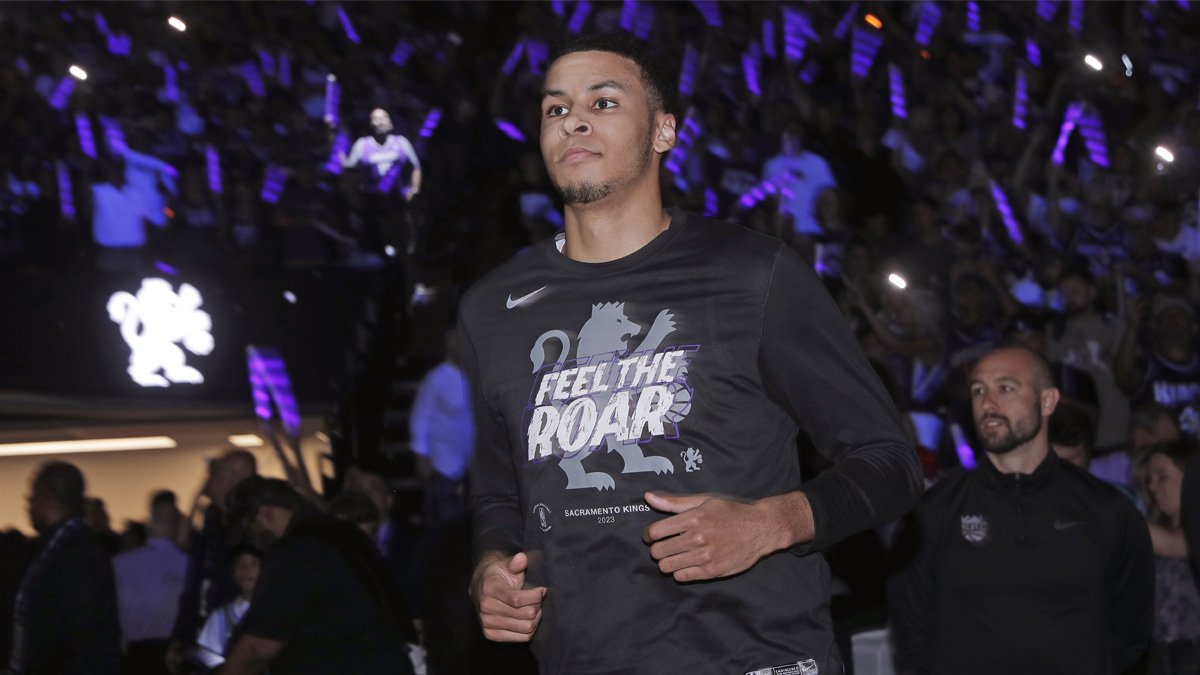 Keegan Murray's dad uses perfect word describing Kings fans chanting last name – NBC Bay Area - Vimarsana News