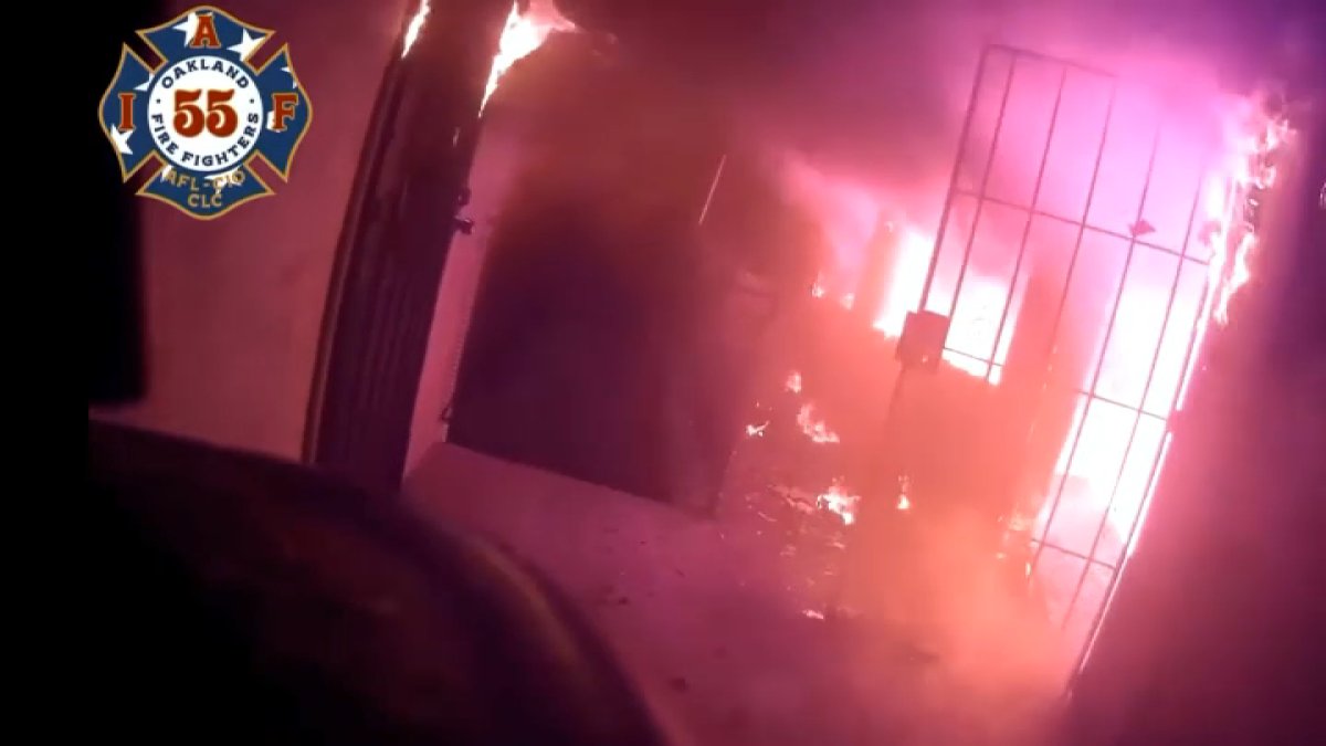 Fire crews contain 3 alarm fire at Oakland apartment building NBC Bay