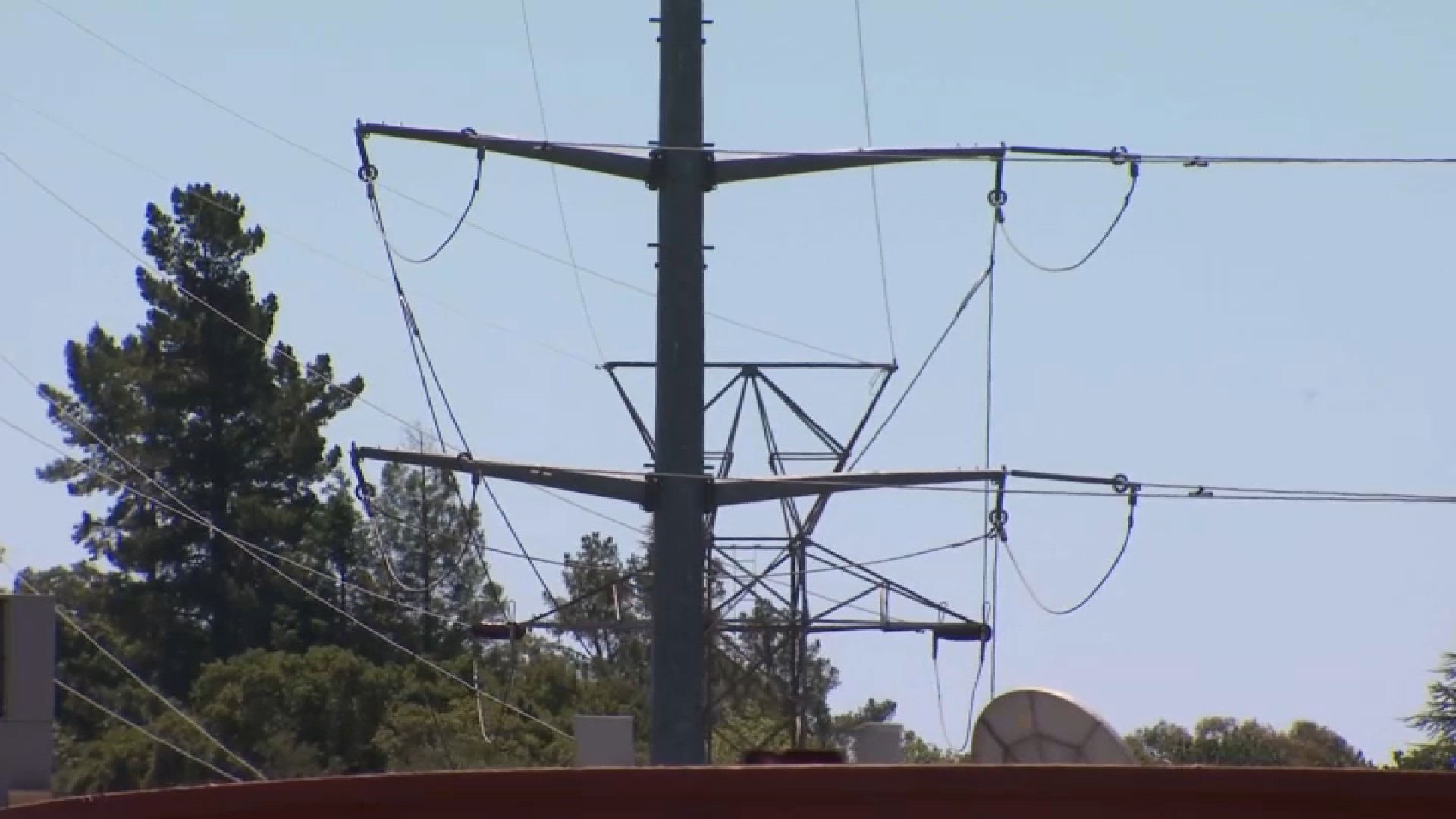 Thousands Of Bay Area PG&E Customers Lose Power During Hot Holiday ...