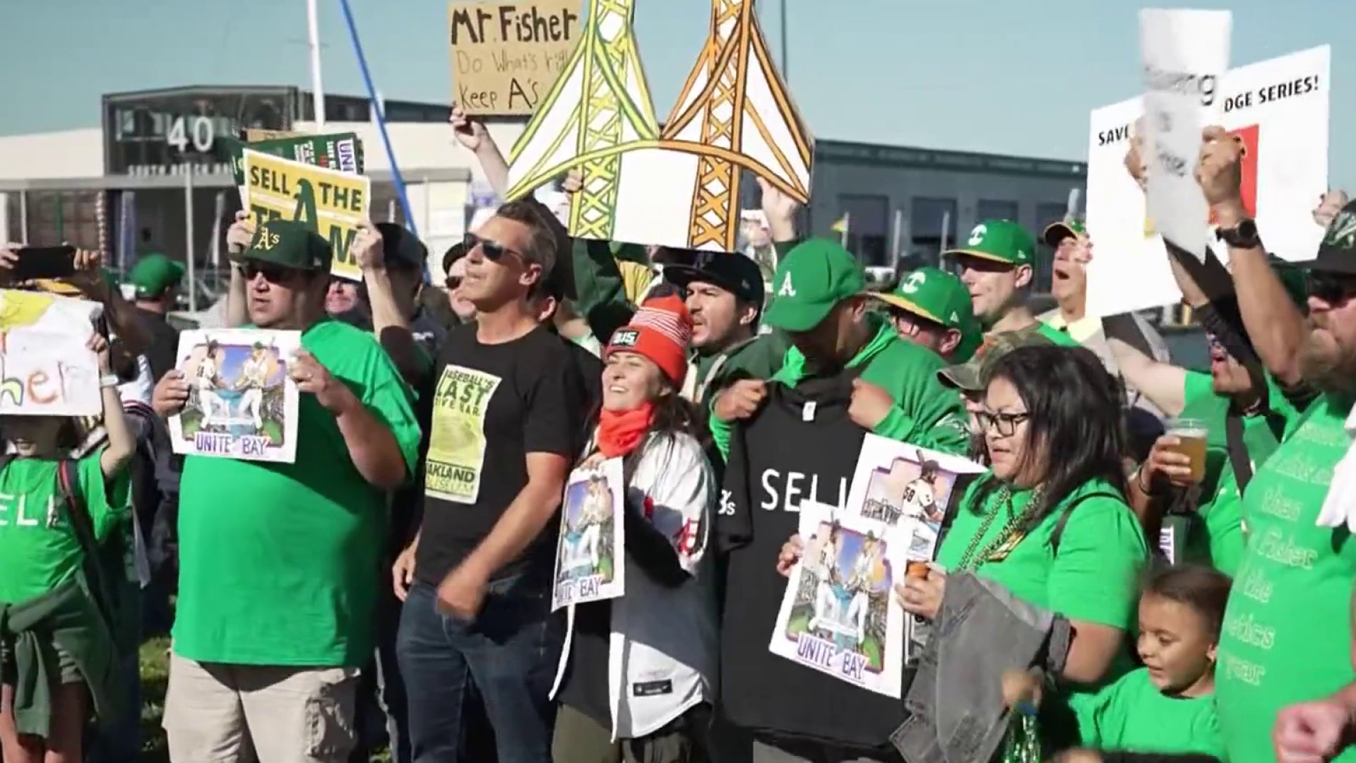 Giants, Athletics fans unite in 'Sell the Team' chants at Oracle Park – NBC  Sports Bay Area & California