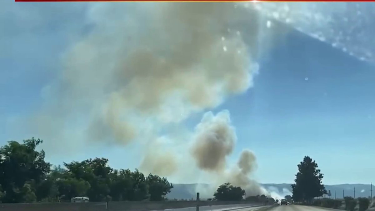 Crews battle two brush fires in East Bay NBC Bay Area