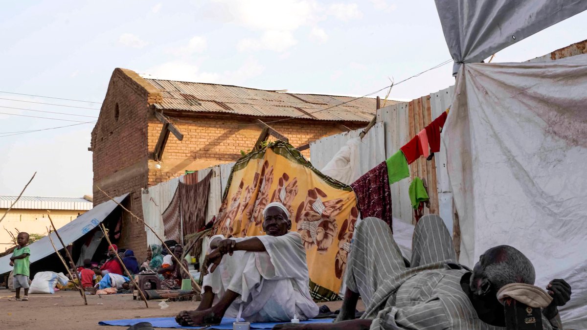 UN says raging conflict in Sudan has displaced over 3 million people – NBC Bay Area - Vimarsana News