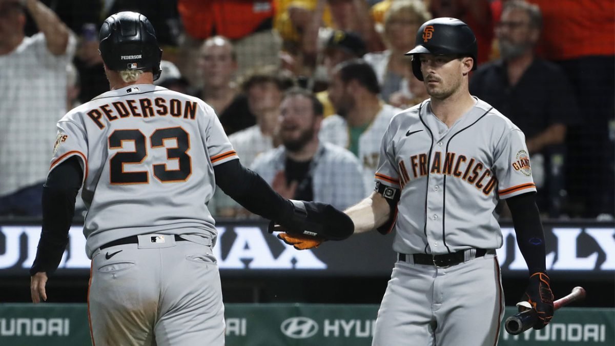 Giants observations: Alex Cobb sharp, late rally fuels win vs. Pirates – NBC Bay Area - Vimarsana News