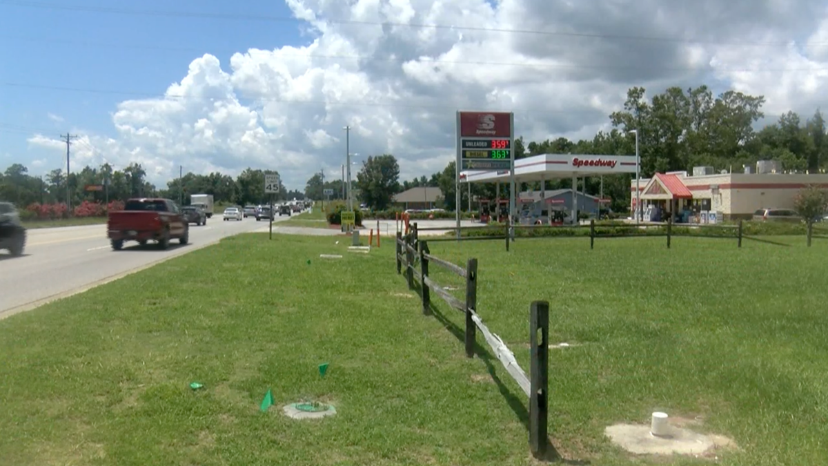 3 Marines stationed at Camp Lejeune found dead at North Carolina gas