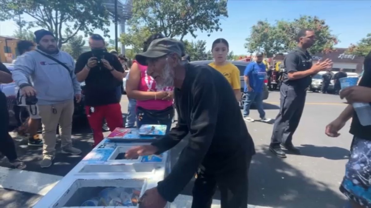 Oakland Community Organizes Buyout For Ice Cream Vendor Who Was Robbed 