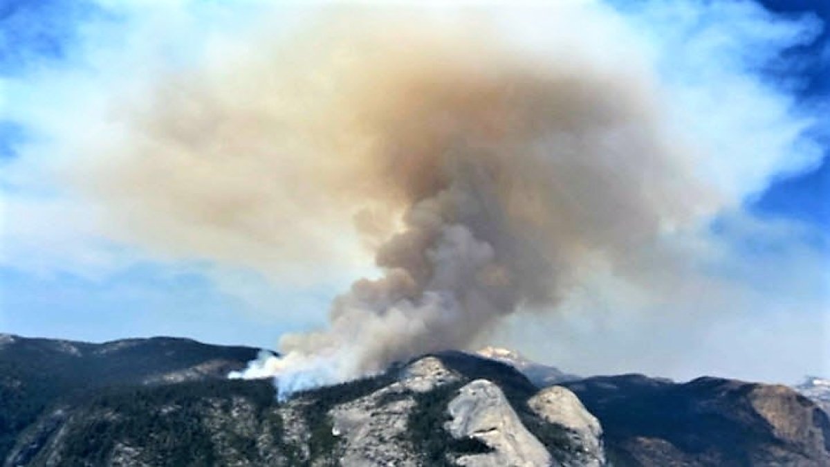 Wildfire In Yosemite Grows To More Than 800 Acres Nbc Bay Area