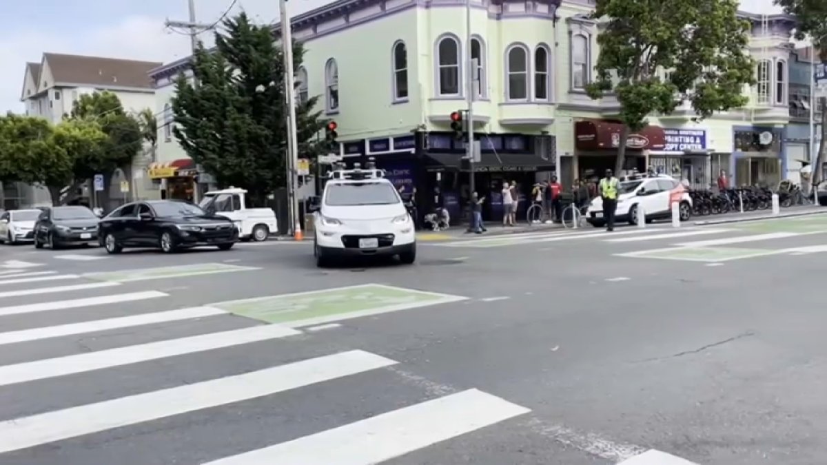 New video shows more Cruise car trouble NBC Bay Area