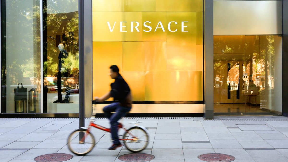 Coach owner Tapestry to acquire Michael Kors, Jimmy Choo parent Capri Holdings for $8.5 billion – NBC Bay Area - Vimarsana News