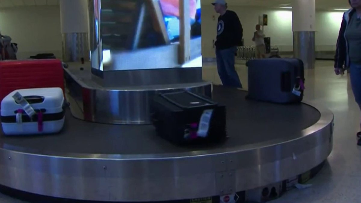 A closer look: Thieves steal luggage from SJC – NBC Bay Area