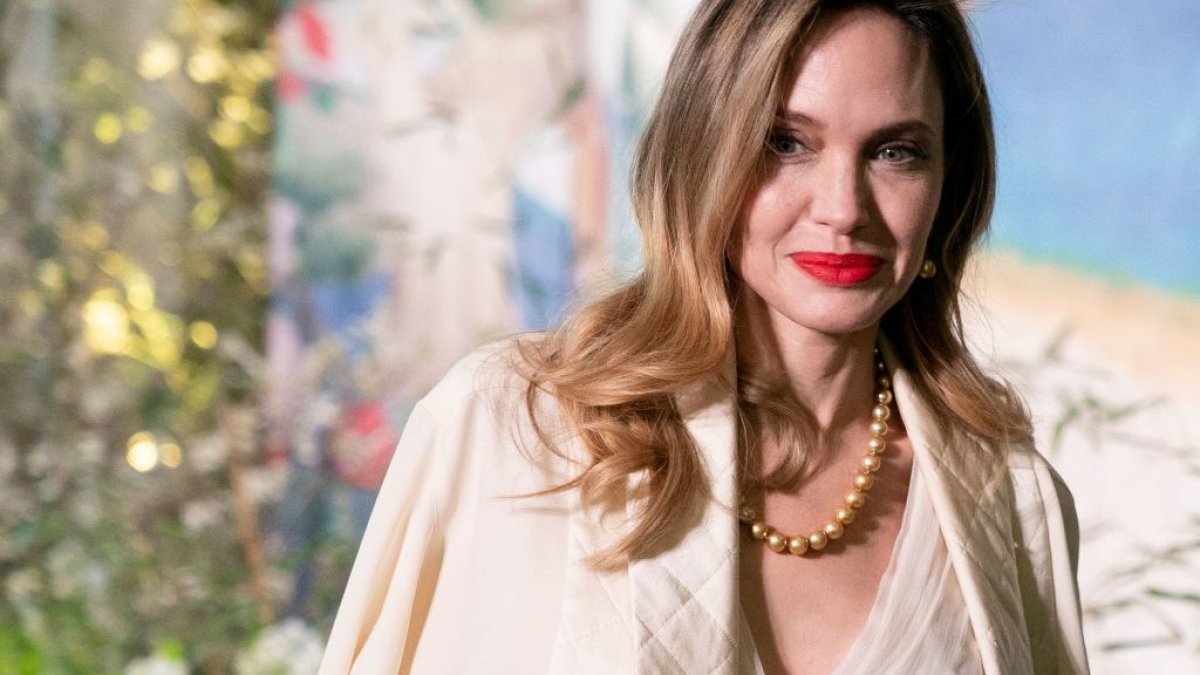 Angelina Jolie debuts middle finger tattoos with mystery message - Vimarsana News