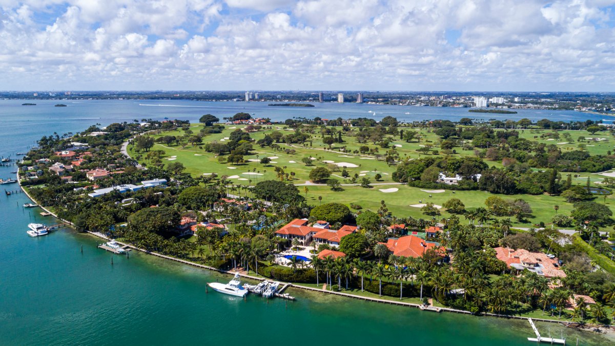 Jeff Bezos buys home in Miami’s ‘billionaire bunker’, neighboring Tom ...