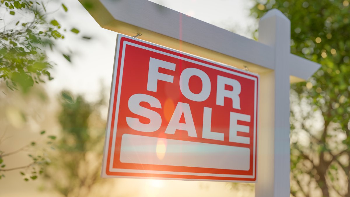 AI boom heats up Bay Area housing market as wealthy buyers drive demand for high-end homes across U.S.