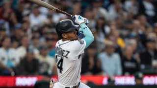 Julio Rodríguez and the Mariners stay red hot with win over Oakland