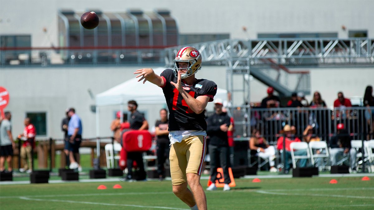 49ers training camp report: QB Sam Darnold yet to throw interception – NBC Bay Area - Vimarsana News
