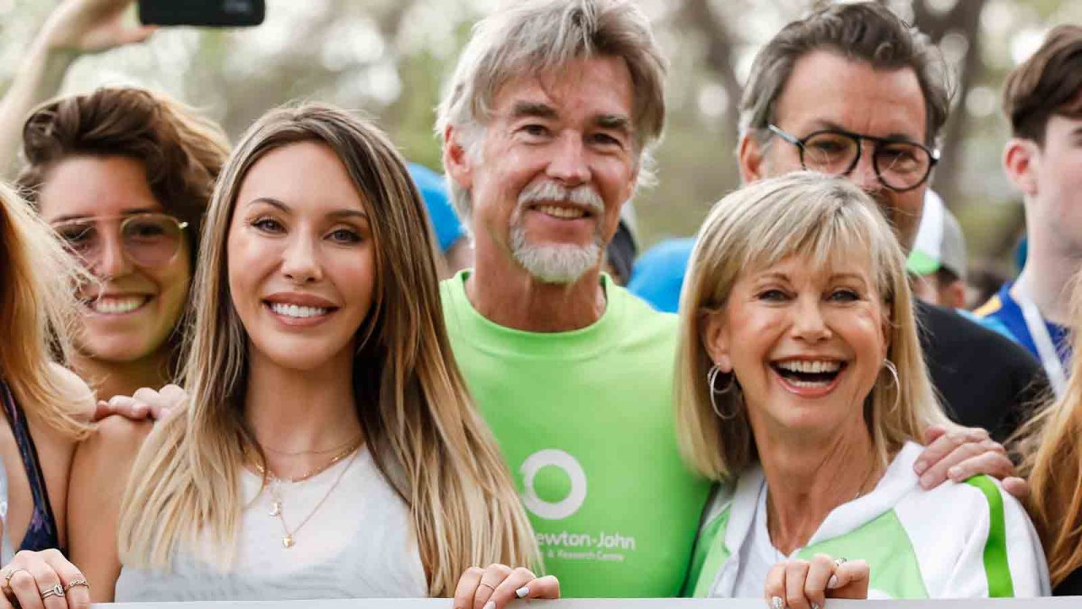 Olivia Newton-John's family details 'supernatural' encounters with her after her death – NBC Bay Area - Vimarsana News