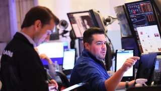 2-year Treasury yield eases as investors weigh interest rate path ahead