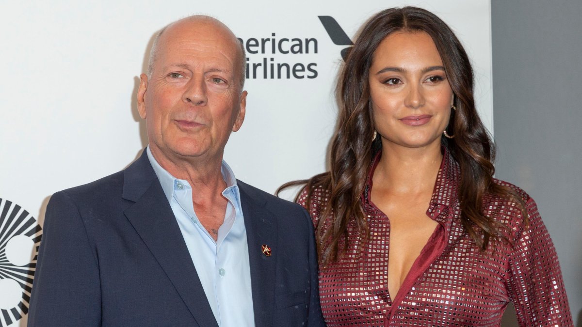 Why Emma Heming Willis felt like she could 'breathe' after sharing Bruce Willis' dementia diagnosis – NBC Bay Area - Vimarsana News
