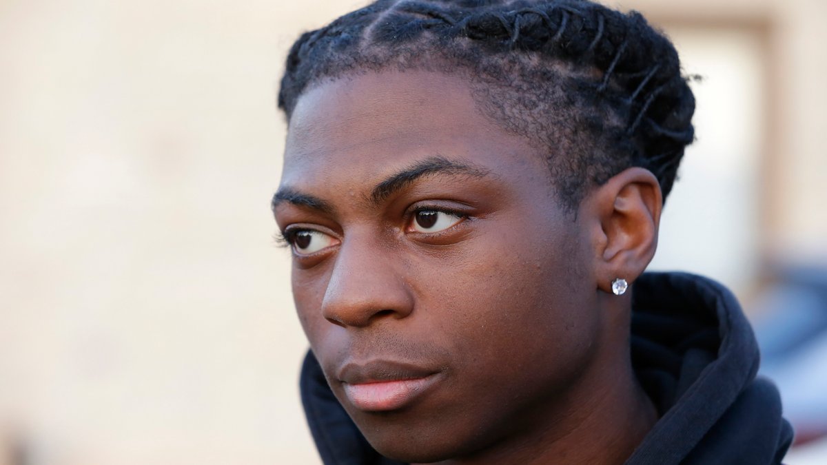 Texas family of Black student suspended for his hair is suing – NBC Bay Area - Vimarsana News