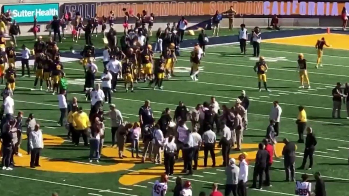 15 Arrested After Protesters Delay Cal Usc Football Game Nbc Bay Area