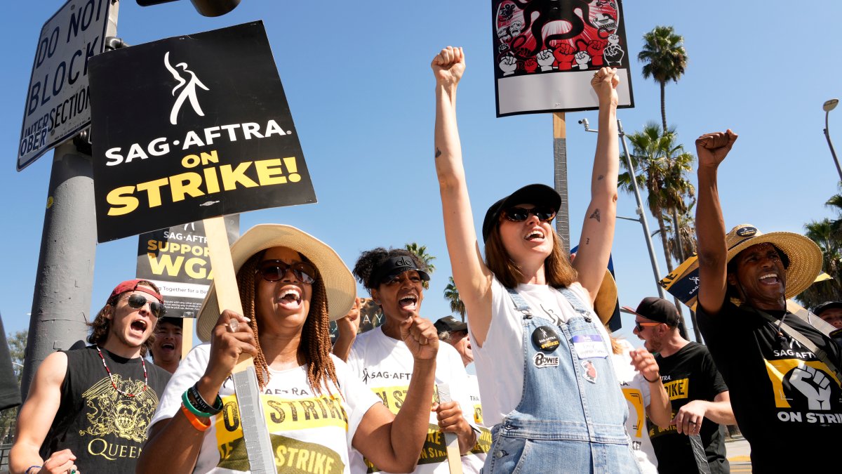 The Hollywood actors strike hits 100 days. – NBC Bay Area - Vimarsana News