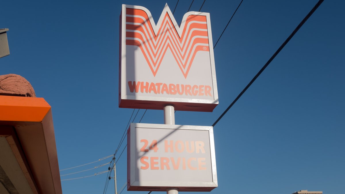 How Whataburger was a light in Hurricane Beryl’s darkness NBC Bay Area