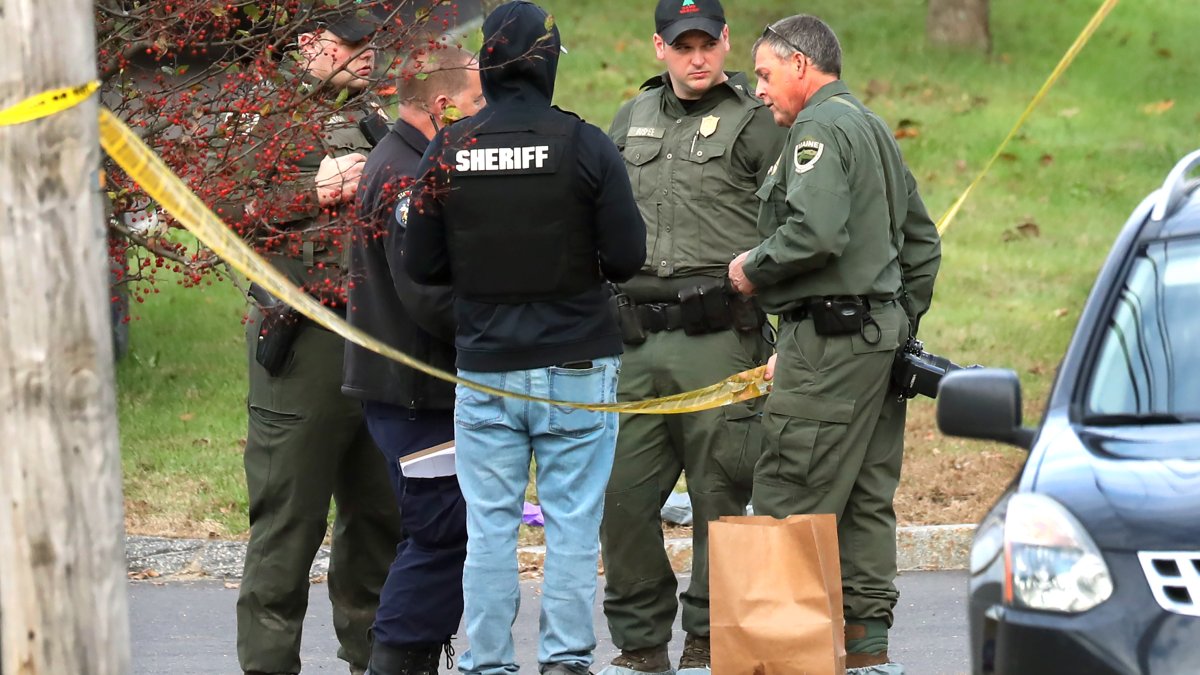 Note found in home of Maine mass shooting suspect – NBC Bay Area - Vimarsana News