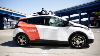 GM’s Cruise is recalling 950 robotaxis after pedestrian collision