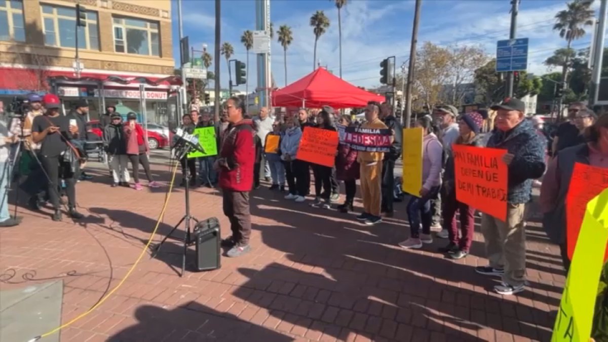 Some San Francisco street vendors push back on city plan to ban vending on Mission District street - Vimarsana News