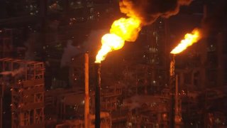 Flaring at the Chevron Richmond refinery. (Nov. 27, 2023)