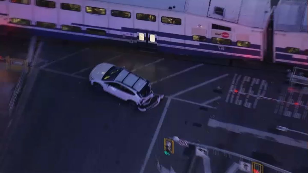 Caltrain strikes car on tracks in Burlingame NBC Bay Area