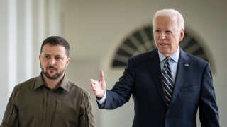 President of Ukraine Volodymyr Zelenskyy and U.S. President Joe Biden walking to the Oval Office of the White House on Sept. 21, 2023.