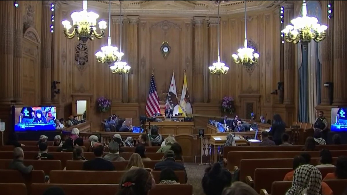 Ceasefire resolution prompts huge turnout at San Francisco City Hall ...