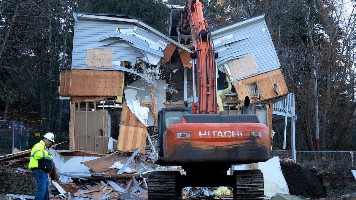 University of Idaho murders: House where 4 students were killed demolished – NBC Bay Area - Vimarsana News