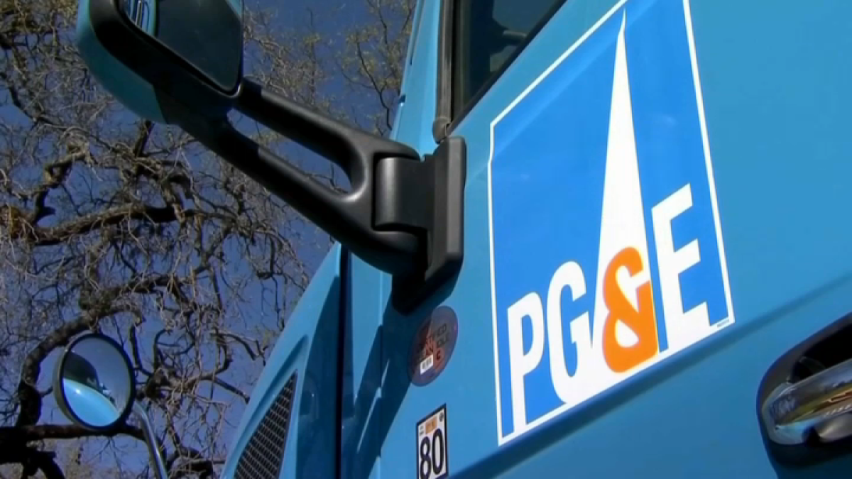 High fire risk could trigger PG&E power shutoffs in parts of Bay Area