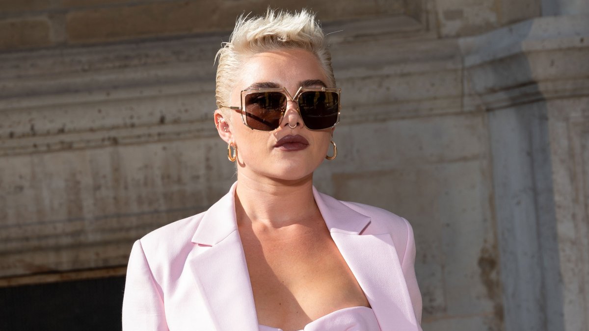 Florence Pugh hit in the face by flying object promoting 'Dune: Part Two' – NBC Bay Area - Vimarsana News
