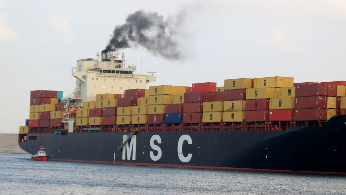 'The shooting has to stop': World's biggest shipping company pleads with Congress to help end Houthi Red Sea chaos – NBC Bay Area - Vimarsana News