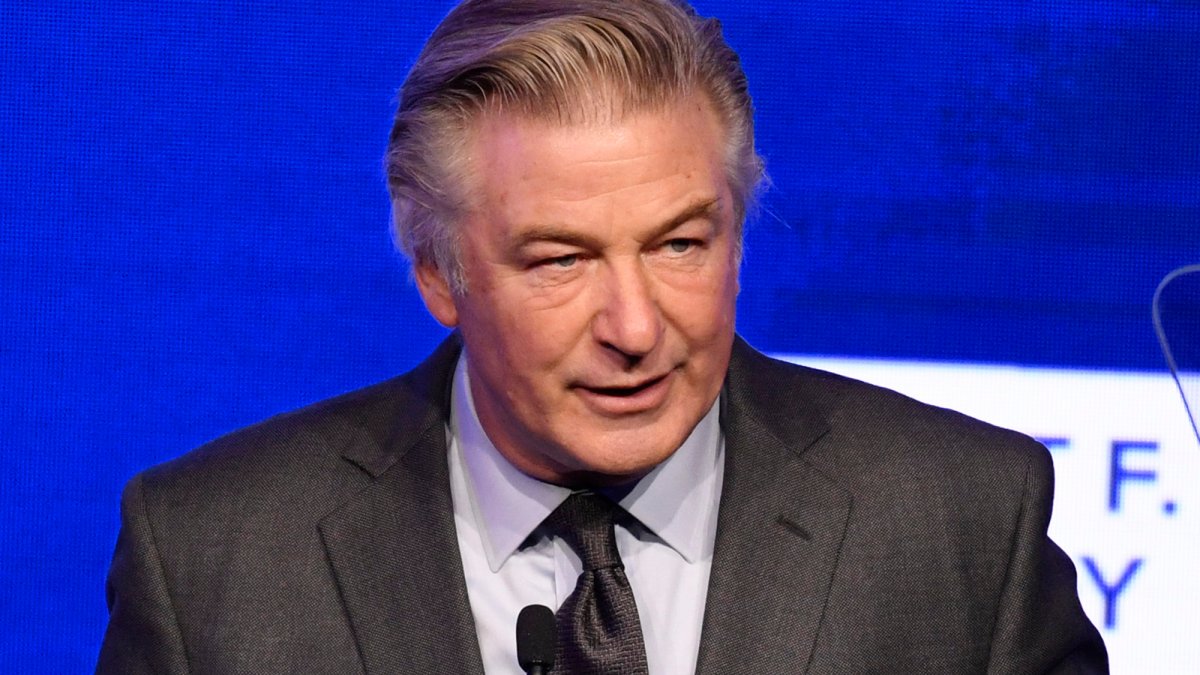 Alec Baldwin indicted in ‘Rust’ movie set shooting NBC Bay Area