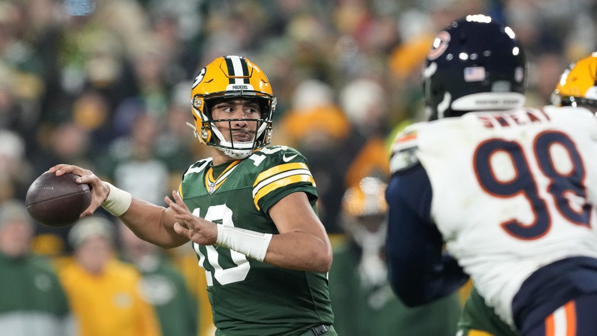 NFL rumors Packers to make Love one of NFL’s highestpaid QBs NBC