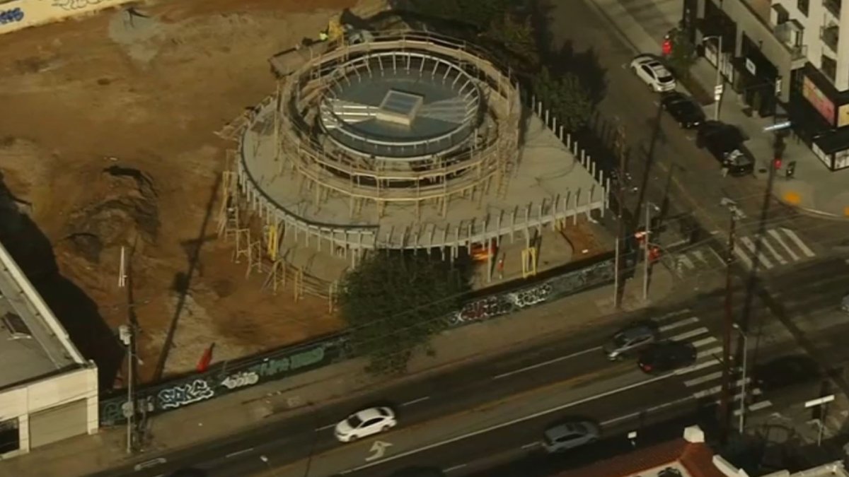 Tesla building Hollywood charging station with restaurant, movies – NBC Bay Area - Vimarsana News