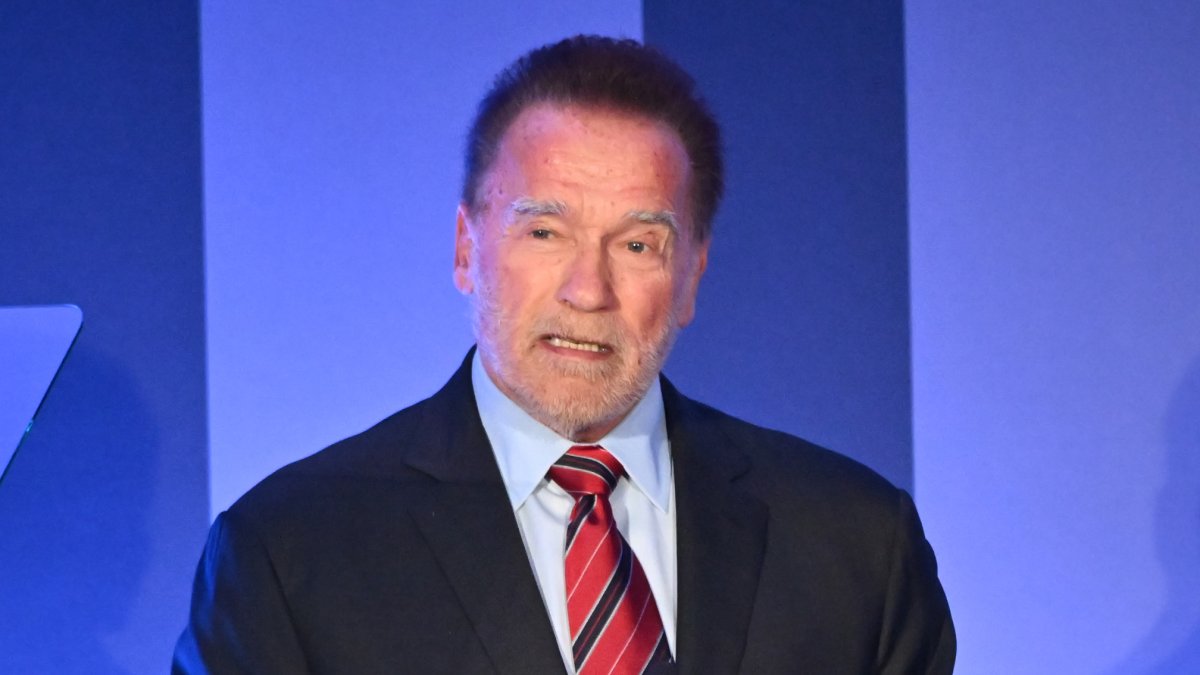 Arnold Schwarzenegger says he’ll vote for Vice President Harris – NBC